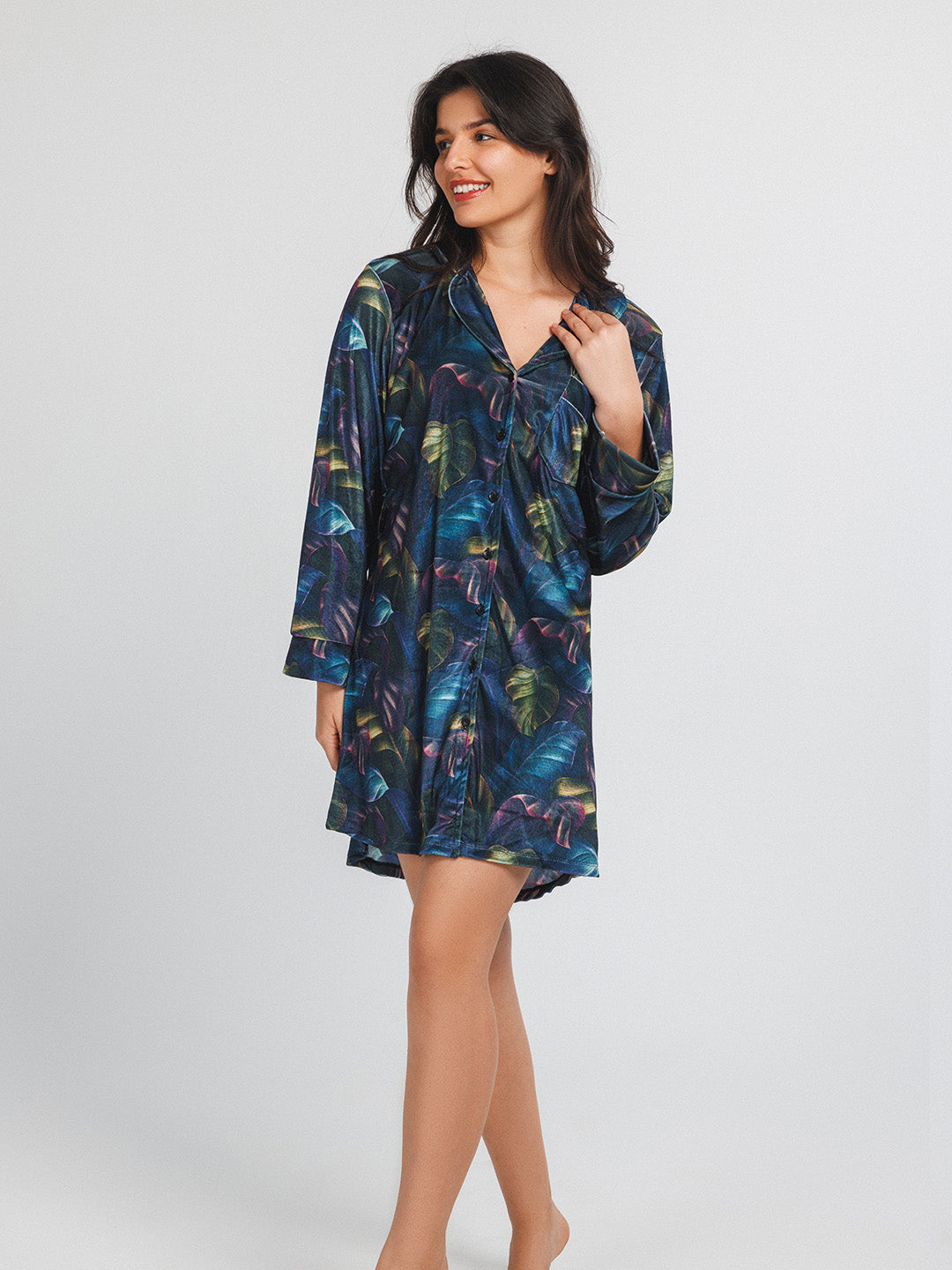 شجرة الريش الليلية الكلاسيكية باللون البنفسجي