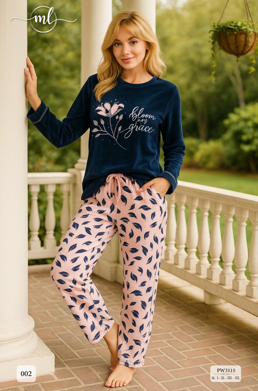 👉 “Embroidered pajama.”