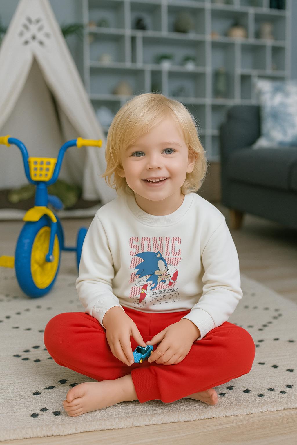 ✨ Boys’ White Tracksuit