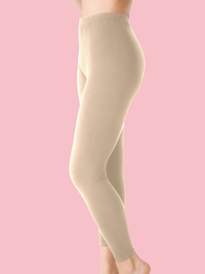 Long pants with a rounded waist and a wide leg