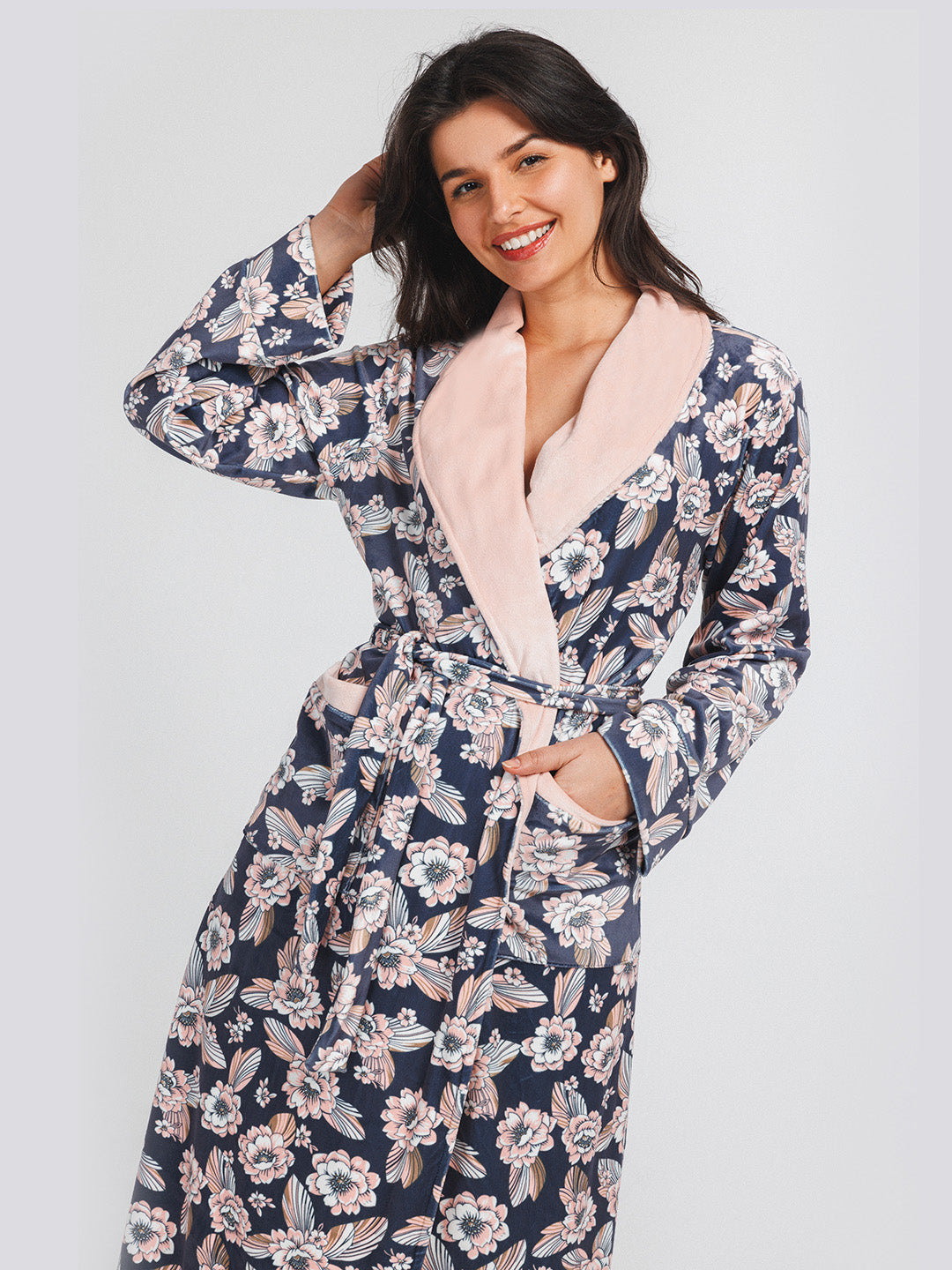 Model Cole Robe Long Robe Cole, Printed Shawl, Plain, Rose, Grey – Marcolorie