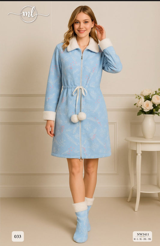 Sky-blue Milton nightgown ❄️