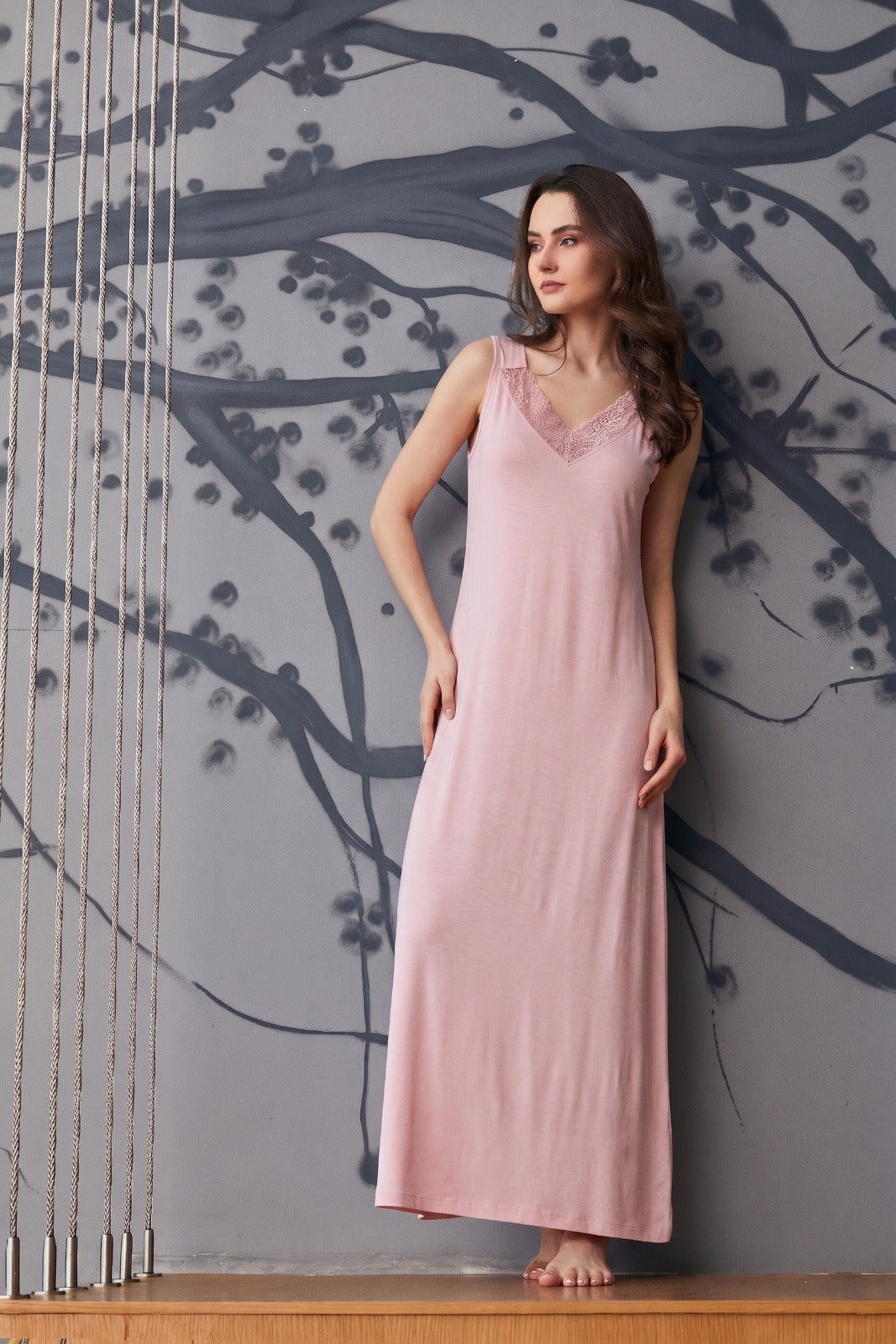 Simon Chemise with 3/4 sleeves and lace details