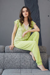 Lemon pajama with lace details and cat print
