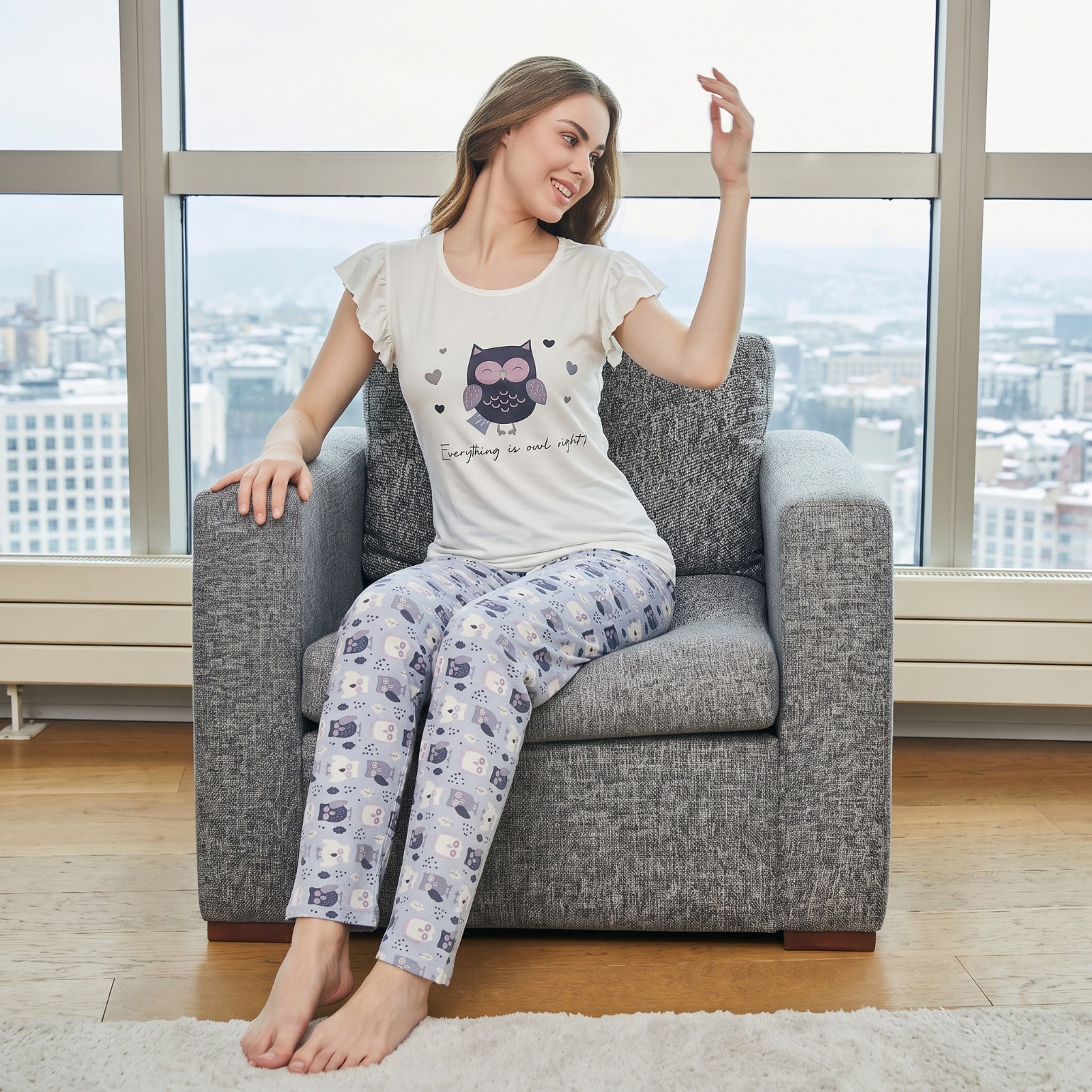Off-white long sleeve pajama owl print